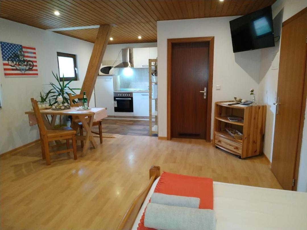 Edertaler Hof Apartment ภายนอก รูปภาพ