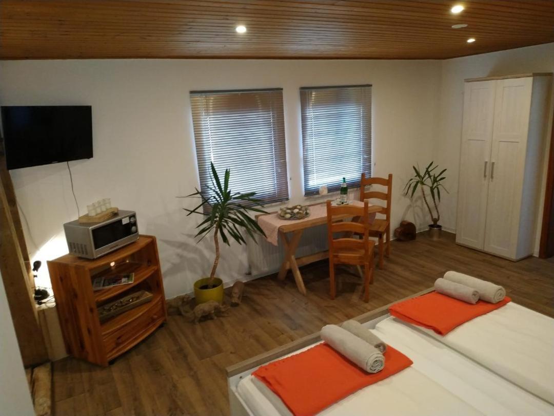 Edertaler Hof Apartment ภายนอก รูปภาพ